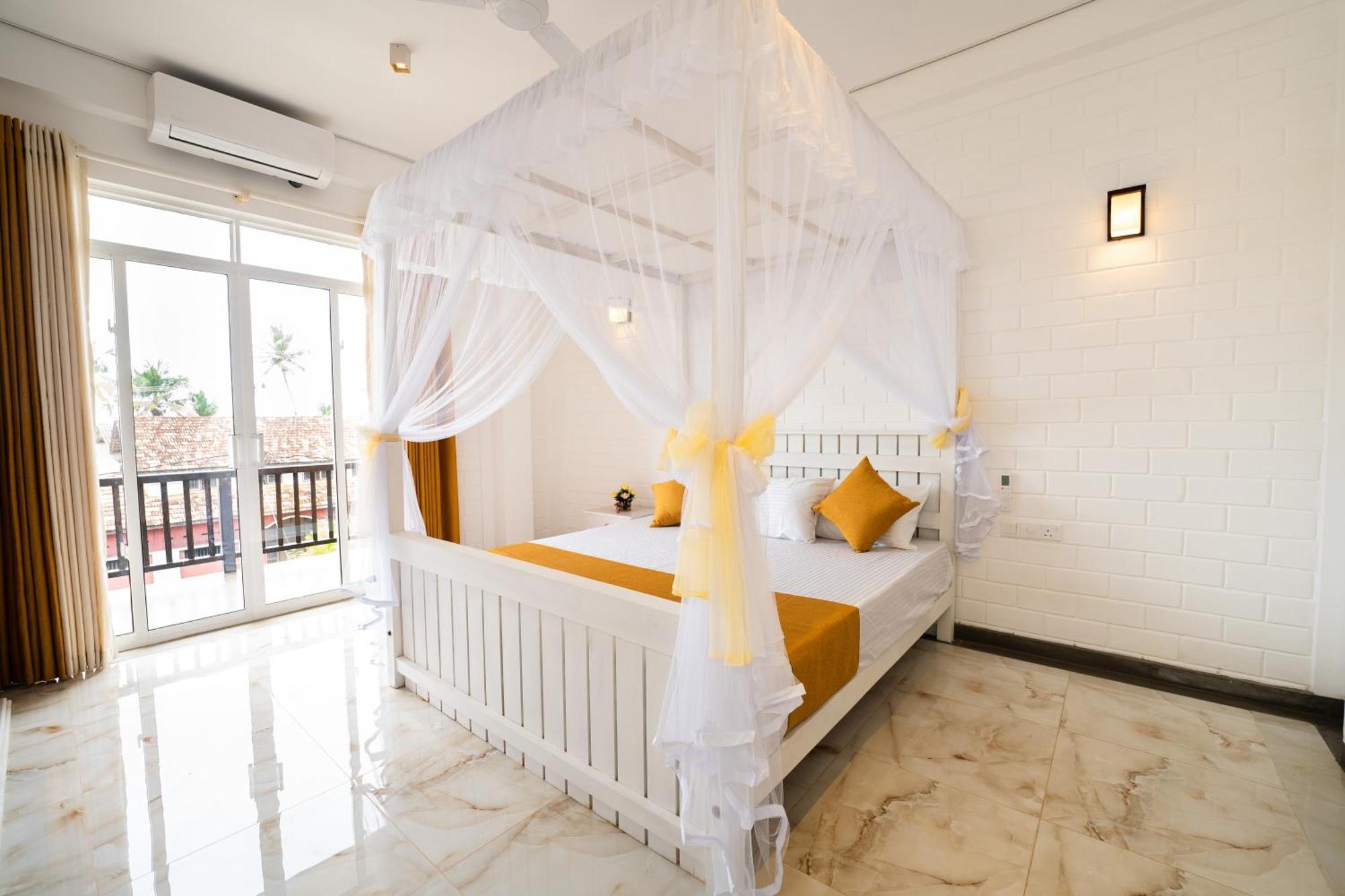 Bliss Blessings Villa & Spa - Hikkaduwa Bagian luar foto