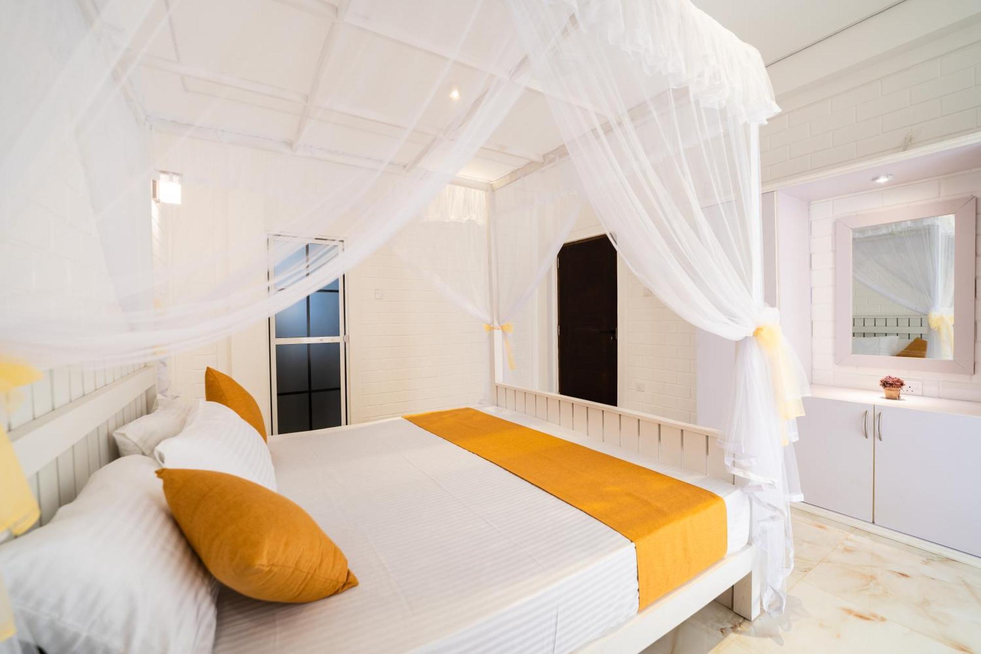 Bliss Blessings Villa & Spa - Hikkaduwa Bagian luar foto
