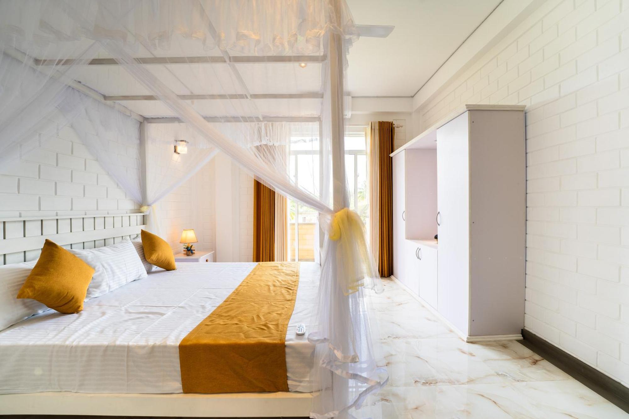 Bliss Blessings Villa & Spa - Hikkaduwa Bagian luar foto