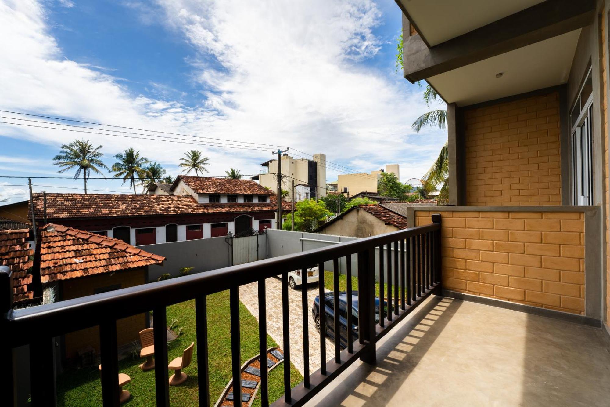 Bliss Blessings Villa & Spa - Hikkaduwa Bagian luar foto