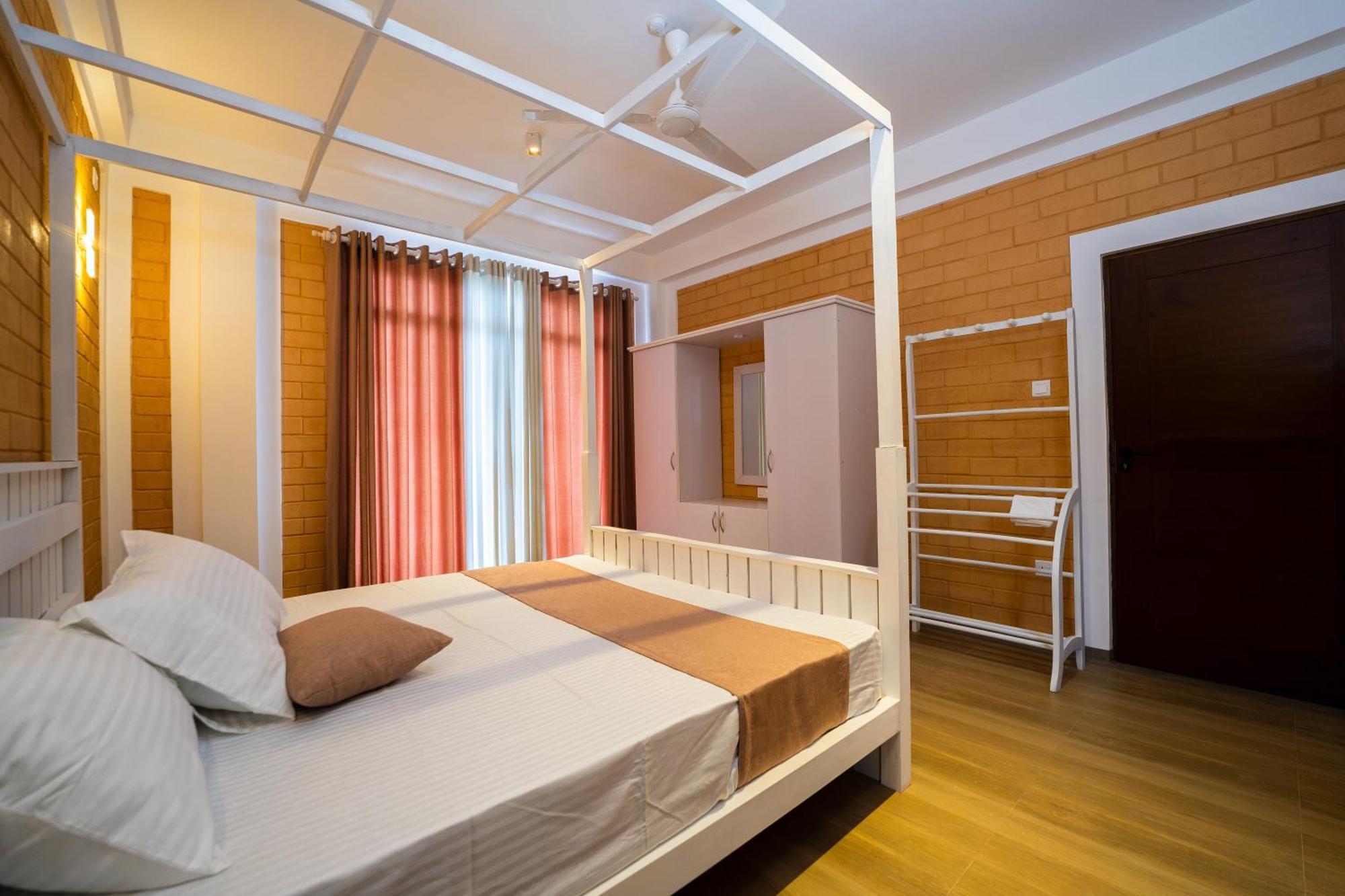 Bliss Blessings Villa & Spa - Hikkaduwa Bagian luar foto